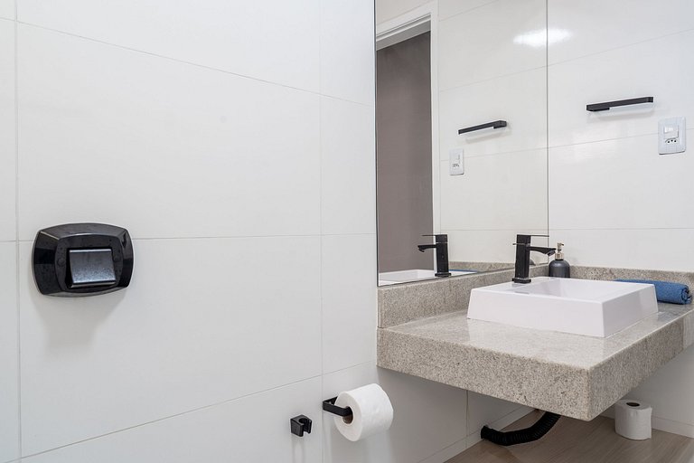 Elegante Apartamento à 2min Praia do Forte