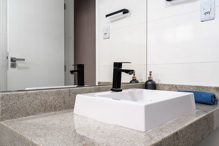 Elegante Apartamento à 2min Praia do Forte