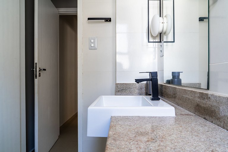 Elegante Apartamento à 2min Praia do Forte